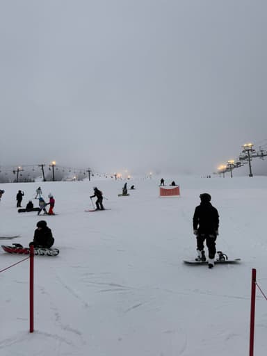 Snowboarding on a foggy snow day